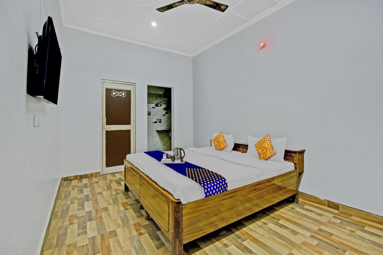 Spot On Shree Naman Guest House Sonipat Esterno foto
