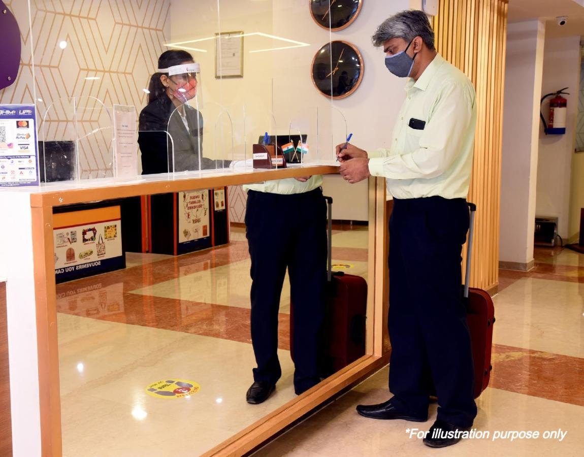 Spot On Shree Naman Guest House Sonipat Esterno foto
